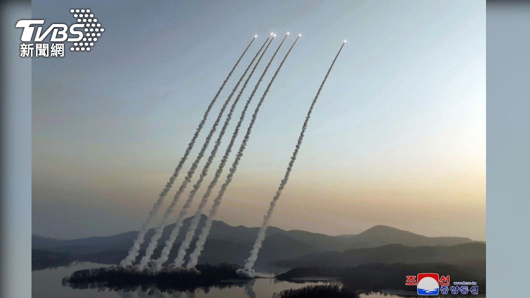 美韓聯合軍演前夕 北韓潛艦試射飛彈