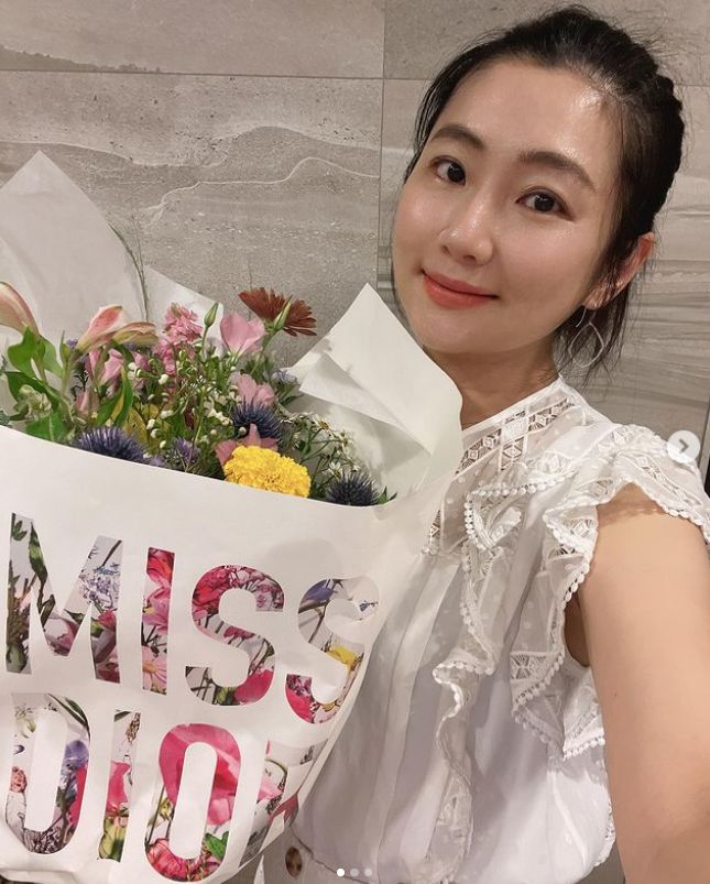 selina懷孕12週。(圖/翻攝自selina IG)