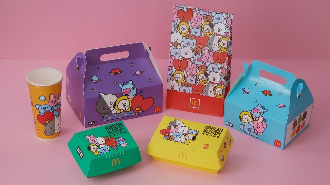 推出六款BT21限定包裝。(圖/台灣麥當勞提供)