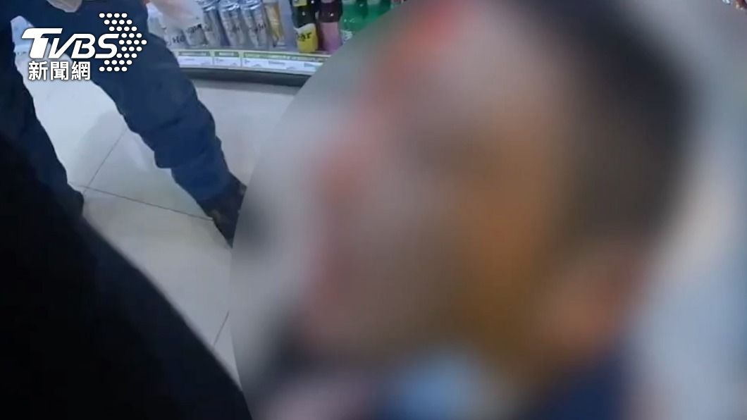 「都是我在補貨!」2超商員工氣炸互毆 頭部流血急送醫