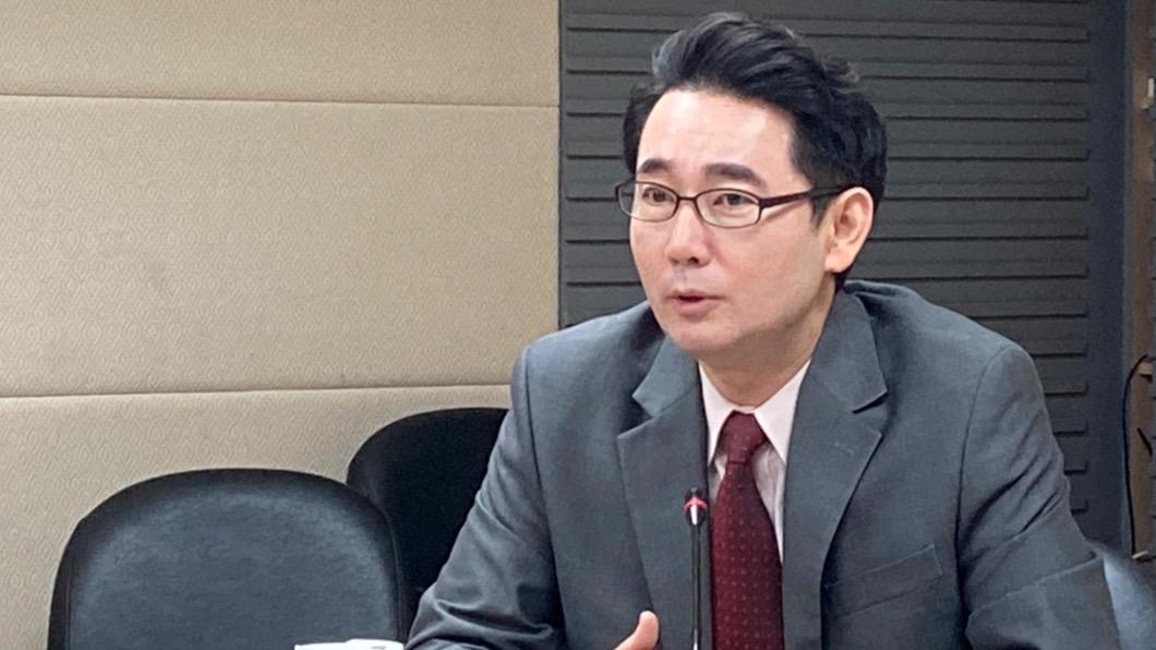 國民黨智庫邀請黃奎博等學者座談討論兩會。(圖/國民黨智庫提供)