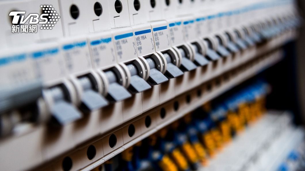台電人員坦承用電確實已經出了問題。（示意圖／Shutterstock達志影像）