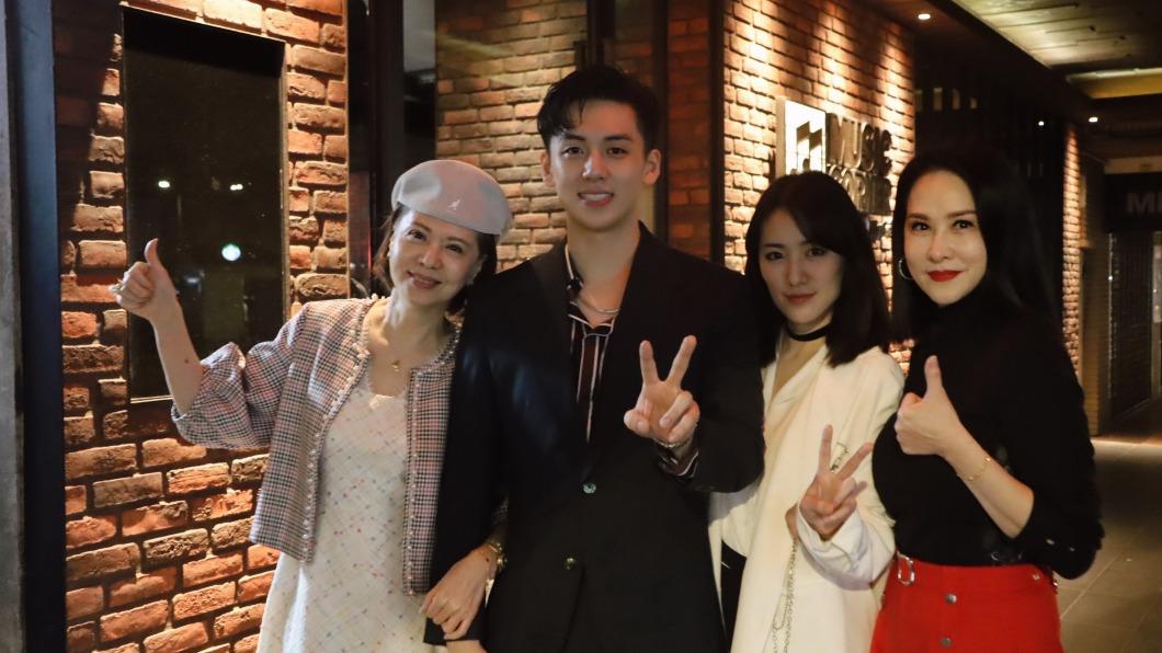 想念爸爸高凌風！葛兆恩唱到一半哭了　金友莊露面超美現況曝光
