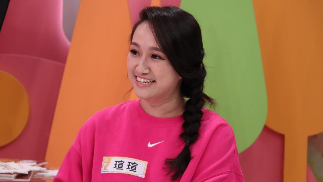 哈孝遠妻控大姑「窒息行徑」!假借取美國護照 要求過戶小孩她傻眼