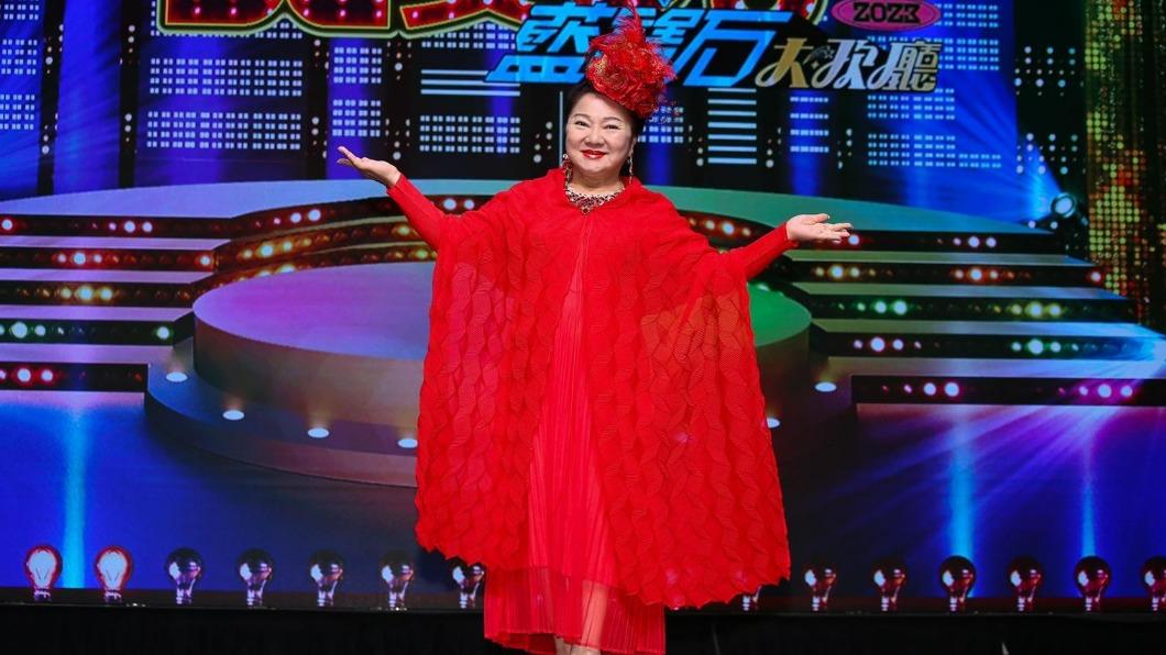 不想輸陳美鳳！白冰冰驚爆僅遮三點部位　超大尺度超害羞