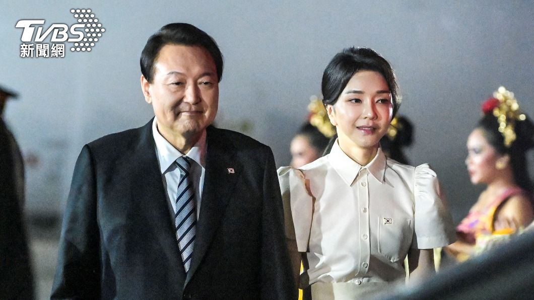 尹錫悅與第一夫人金建希。(圖/達志影像路透社)