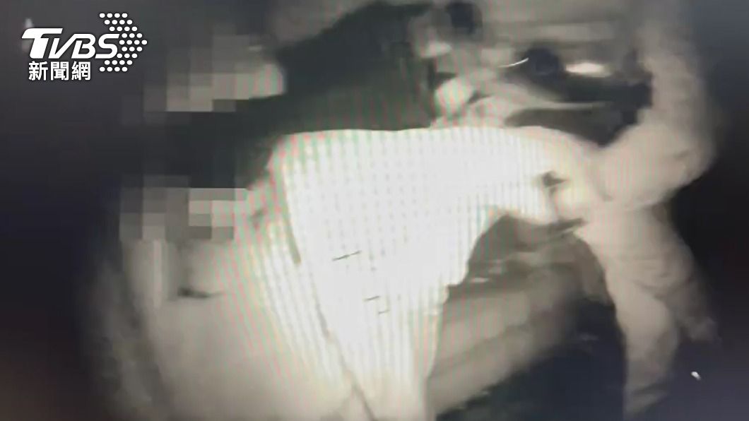 拒檢逃逸!男竊賊衰遇飛毛腿警員 狂奔不到20秒就GG