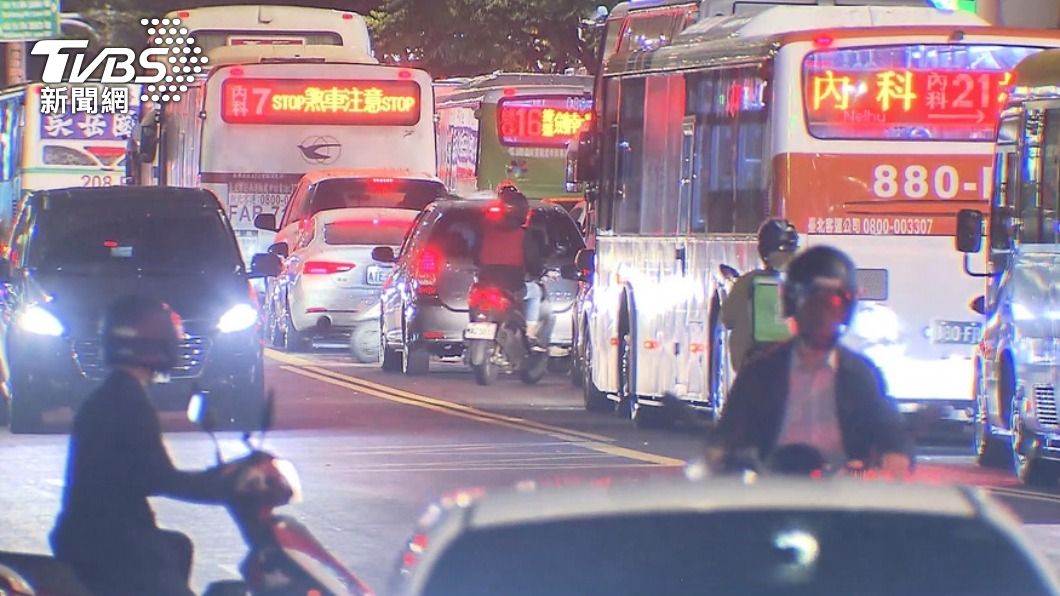 內科交通微幅改善 3/30起再新增圓山、市府直達公車