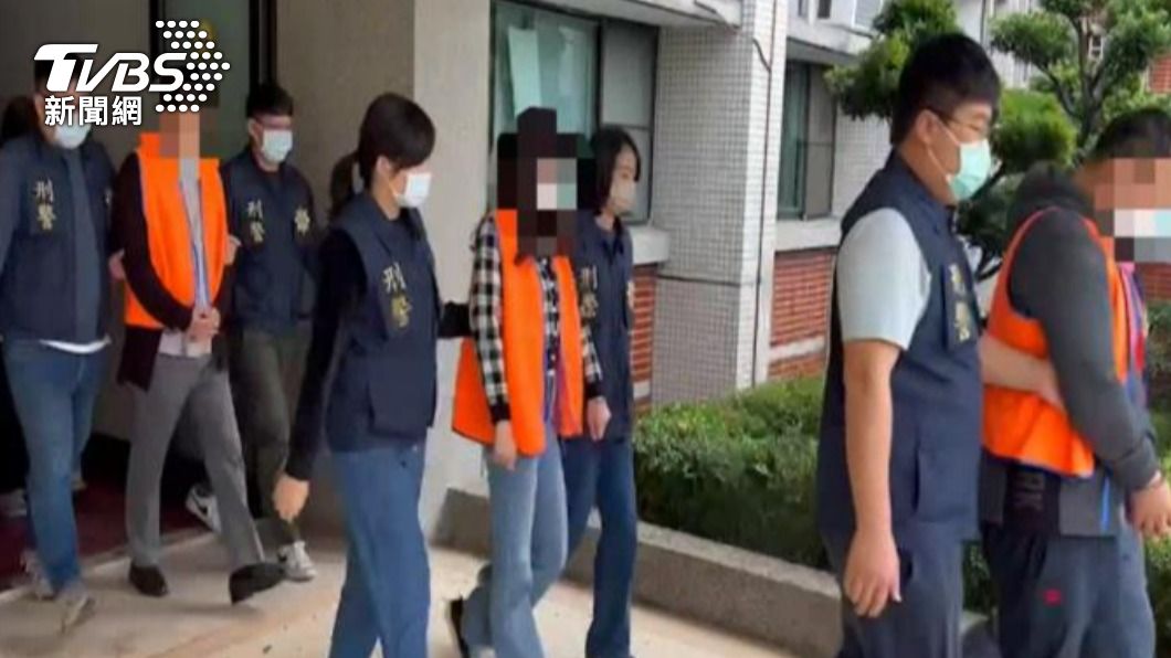 警方逮捕5名韓國人和11名台灣人。（圖／TVBS）
