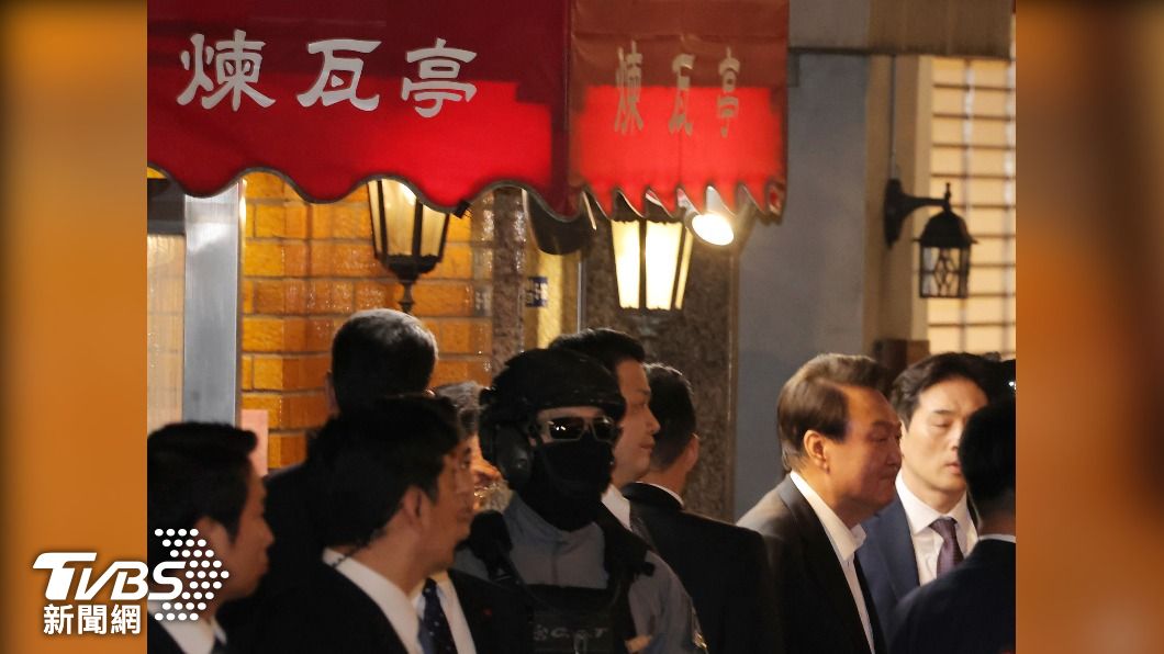 這場「蛋包飯外交」是在尹錫悅心心念念的銀座老店「煉瓦亭」舉行。(圖/達志影像美聯社)