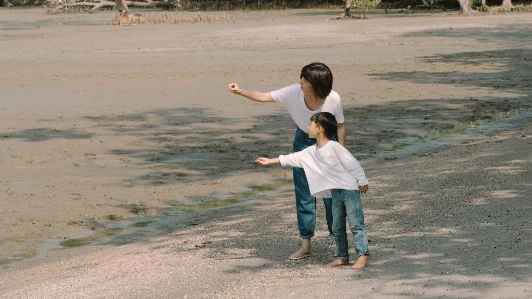 李心潔6歲雙胞胎兒正面照曝光 顏值超驚人