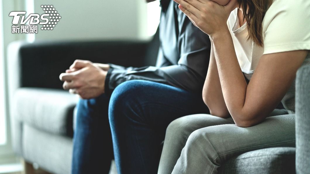 媽媽的反應讓原PO瞬間了解了一切。(示意圖/Shutterstock達志影像)