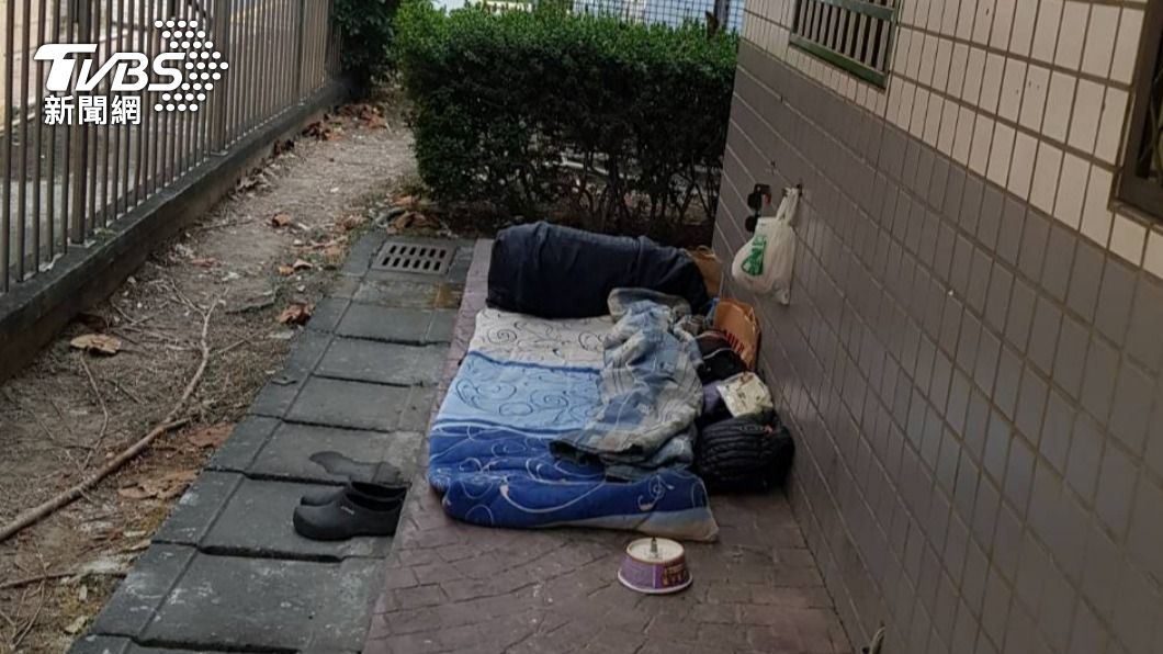 福星公園陸續有街友進駐。(圖/林祈烽議員提供)