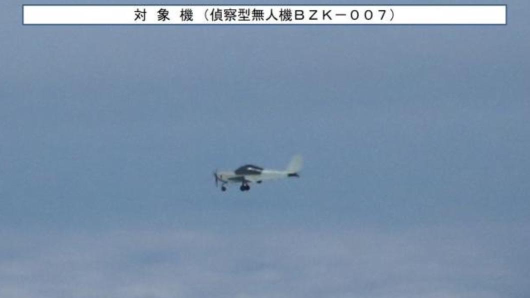 越中線、繞飛、東西南空域 國防部:偵獲15架次共機越中線擾台