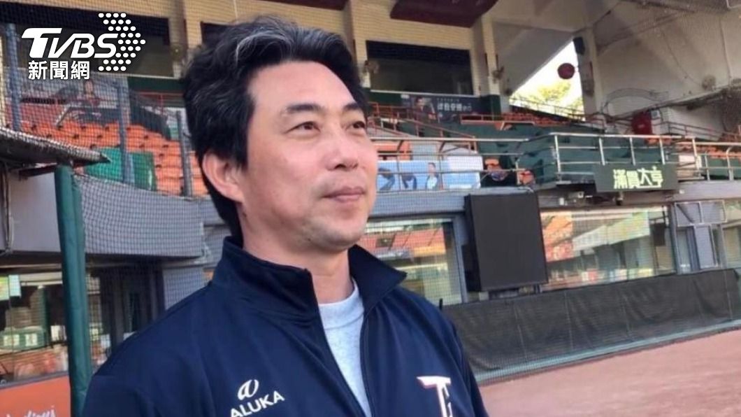 林岳平決定用球場外的收入,購買救護車回饋社會。(圖/張良瑜攝)