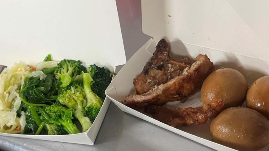 蛋隨便夾!自助餐「3蛋3菜1肉」價格超佛 他嗨喊:真俗