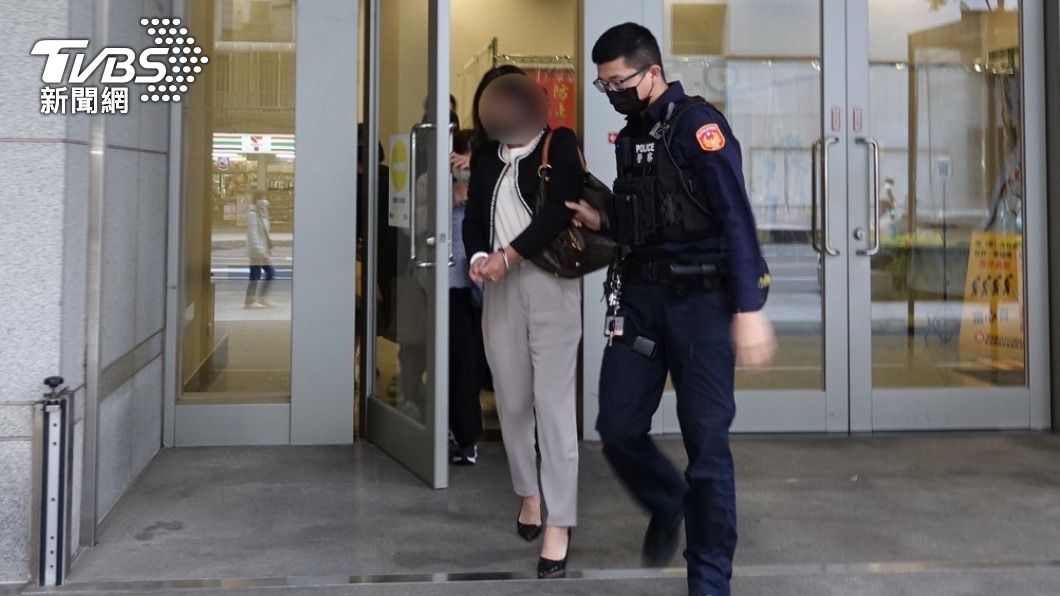 打通百坪地下室做百家樂賭場　53歲美魔女負責人盯場被逮