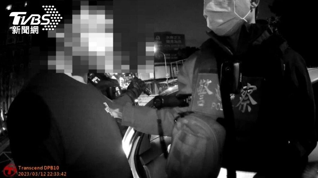 搭車遇臨檢謊報胞弟資料！遭抓包竟嗆警「不然叫我媽來」