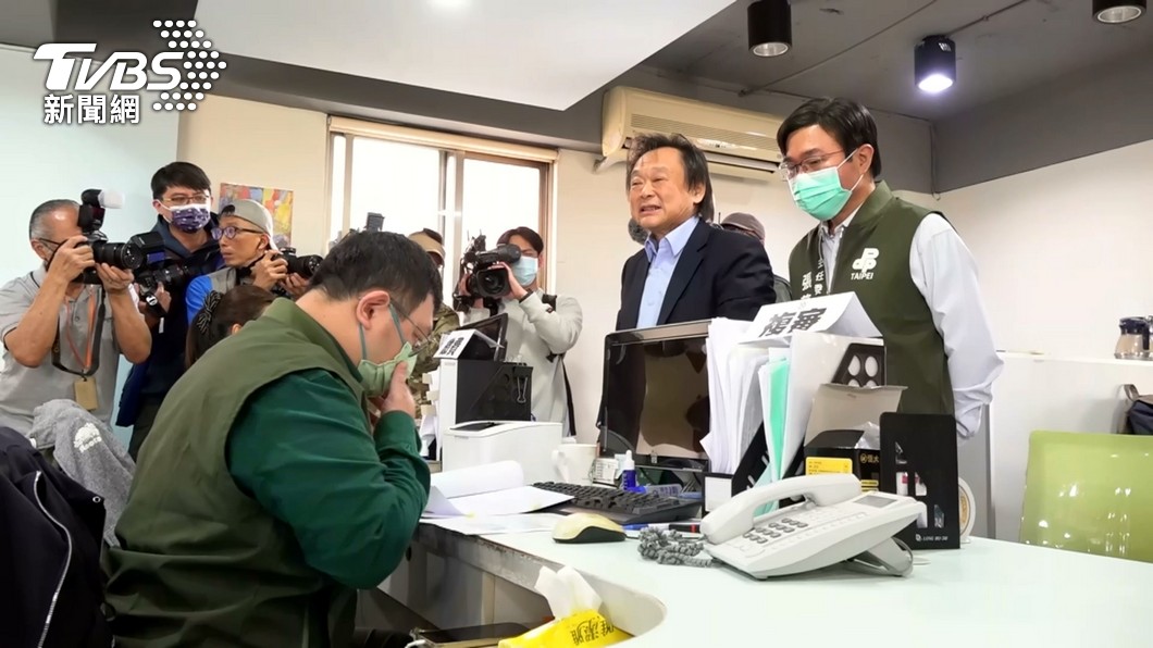 北市議員王世堅今日發聲自己參選到底。(圖/TVBS)