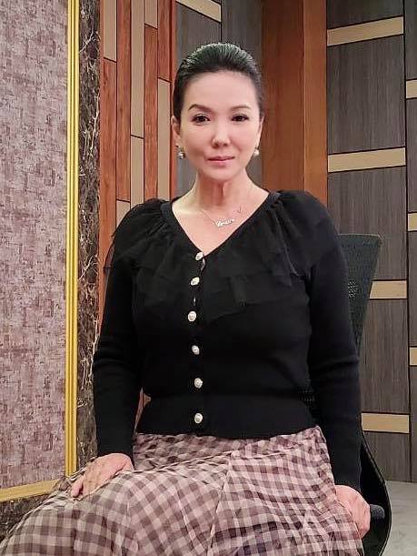 丁國琳是八點檔「壞女人」專業戶，總是將角色演得活靈活現。（圖／翻攝自丁國琳臉書）