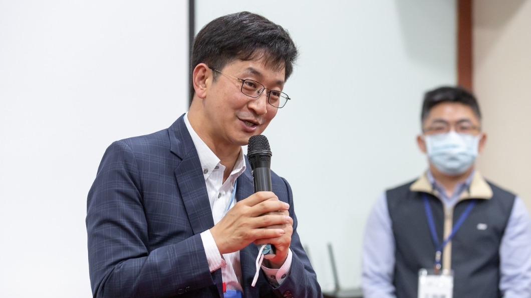 立委蔡適應在宣布不參選立委連任賀後,許多民進黨議員紛紛表態有意參選。(圖/蔡適應辦公室提供)