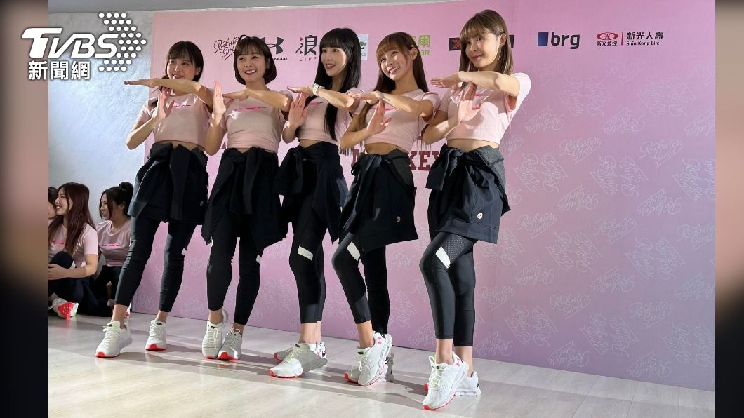 樂天女孩經典賽應援陣容。(圖/張良瑜攝)