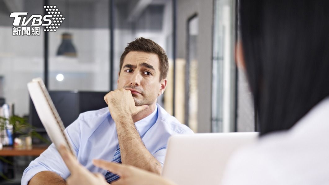 有些牡羊男若看重下屬很有才華,會想請下屬多做一些雜事。(示意圖/Shutterstock達志影像)