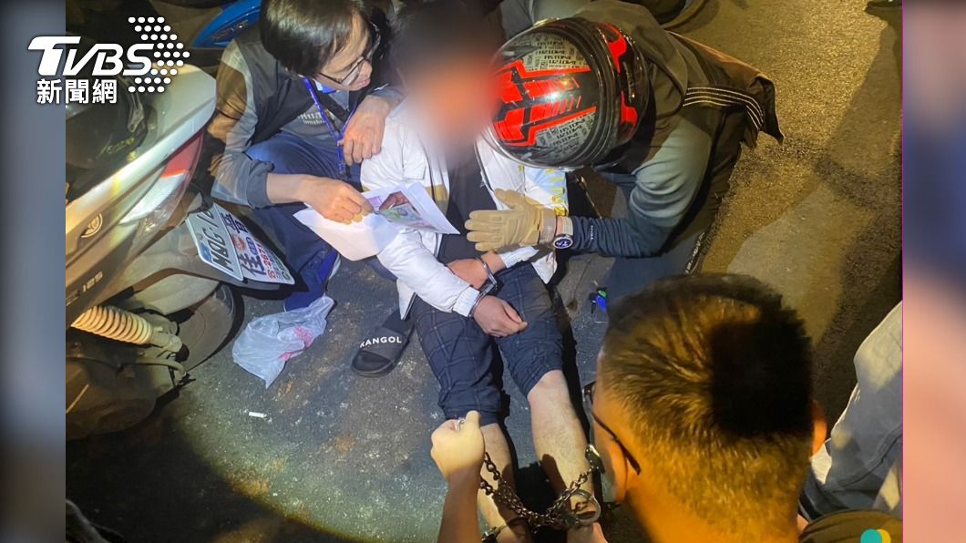 酒醉口角!逃逸移工持刀「捅心臟」刺死同鄉 逃2天落網