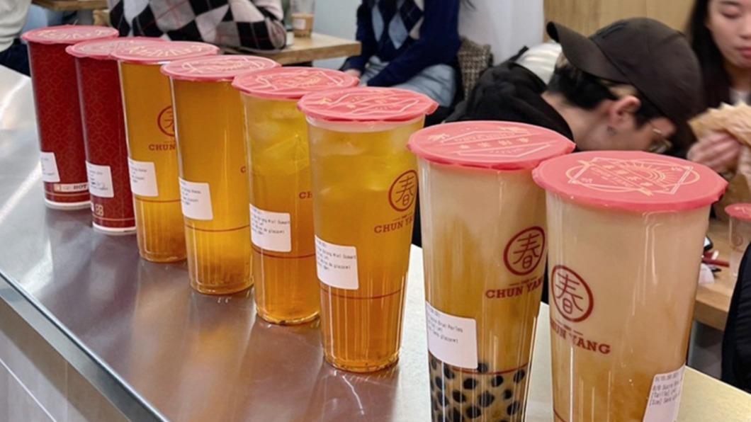 民眾只要提前到官方LINE帳號領取優惠券,就可以享有買一送一優惠。(圖/翻攝業者粉專)