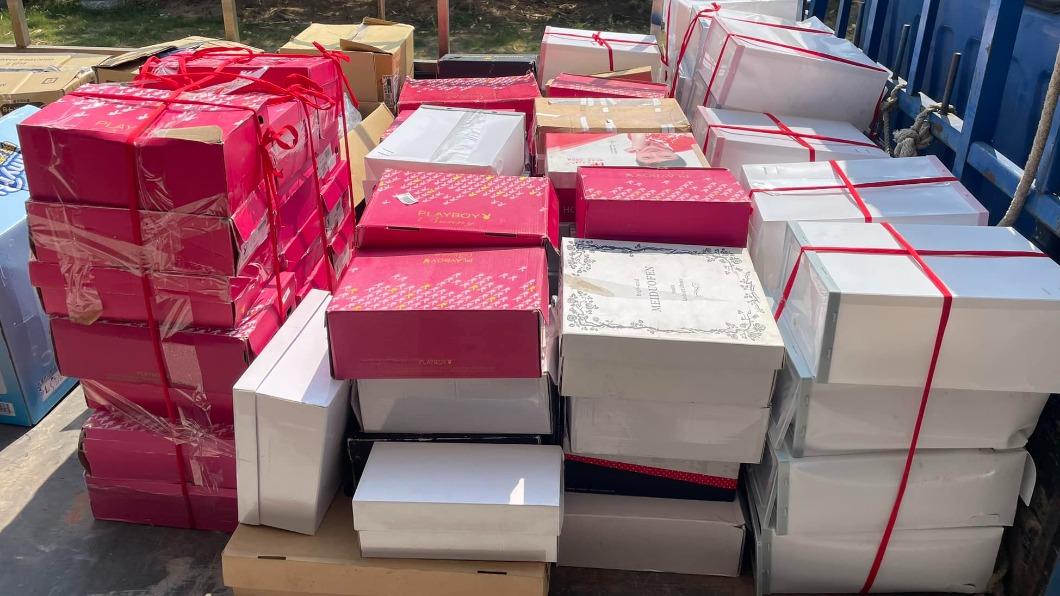 人夫結束5年婚打包家當 貨車照震撼全網:娶到蜈蚣精?