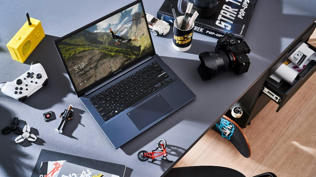 潮流創作筆電ASUS Vivobook Pro 15 OLED。(圖/華碩提供)