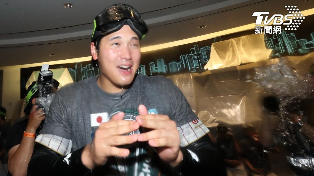 圖輯/大谷翔平飆再見三振! 全隊灑水「濕身狂歡」