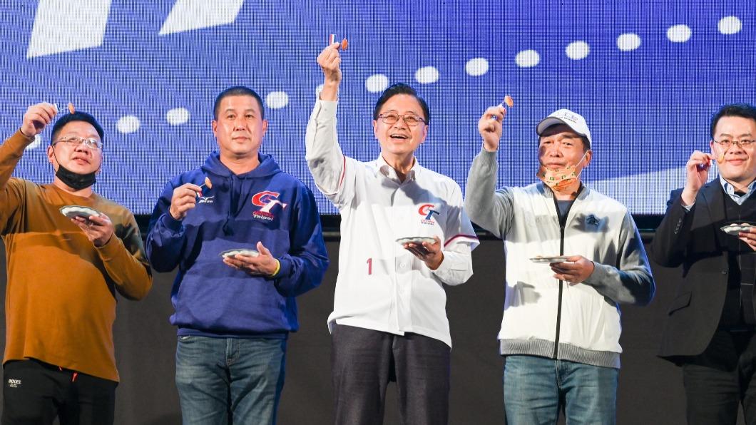 TVBS民調／對理工男不熟？張善政上任百日滿意度　45%市民沒想法