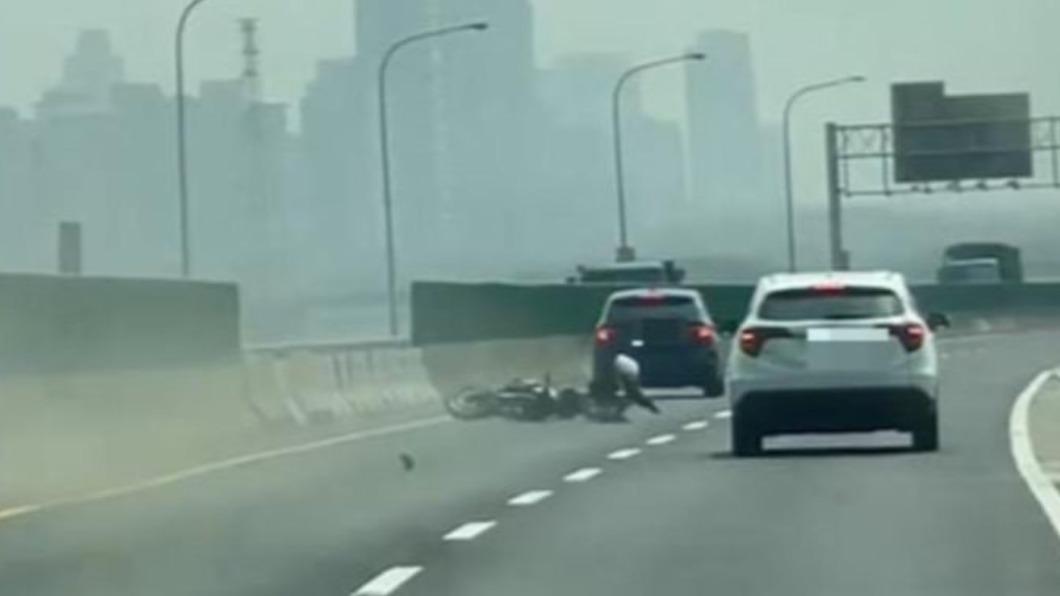 臺68線近期也發生逼車事件。(圖/翻攝自記者爆料網)