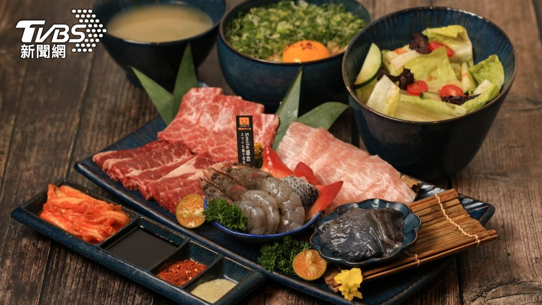燒肉Smile空間打造日式風格。(圖/築間提供)