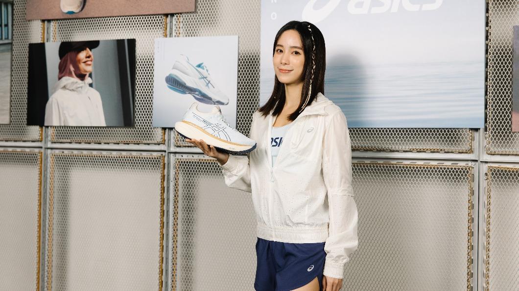 温貞菱私下熱愛慢跑。(圖/ASICS提供)