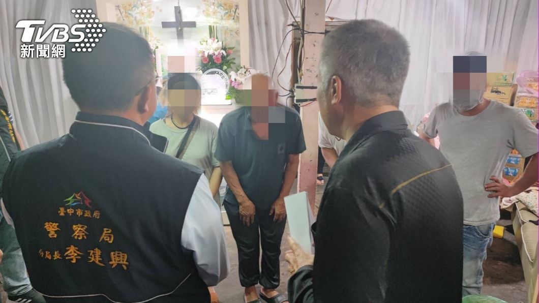 母逝父罹癌！廚師獨扛家計無力治喪　暖警集20萬解困頓