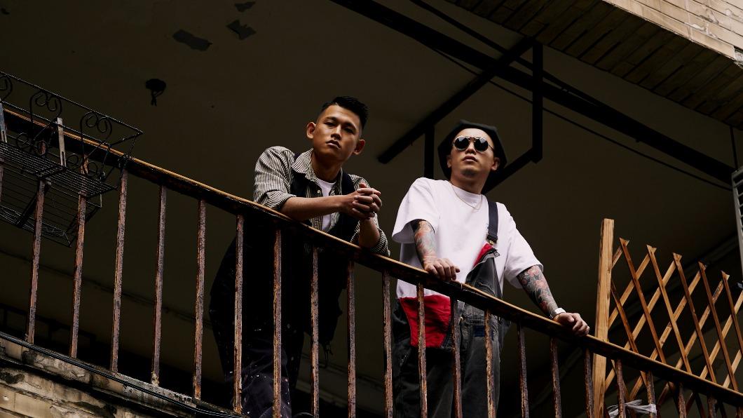 阿倉和樞育也曾是「做工的人」,這次客串演出直呼很榮幸。(圖/宇宙信號提供)