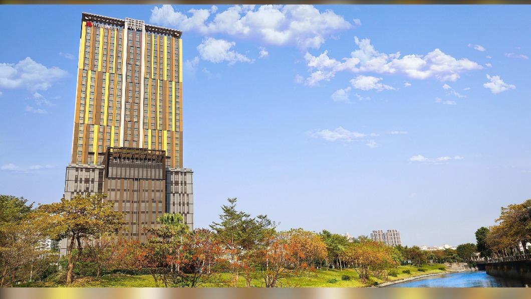 高雄萬豪2周年!壽星吃到飽只要328元 再抽住宿券