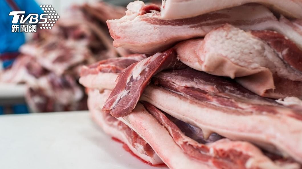 違規攜帶豬肉製品入境,首次就罰20萬元。(示意圖/shutterstock達志影像)