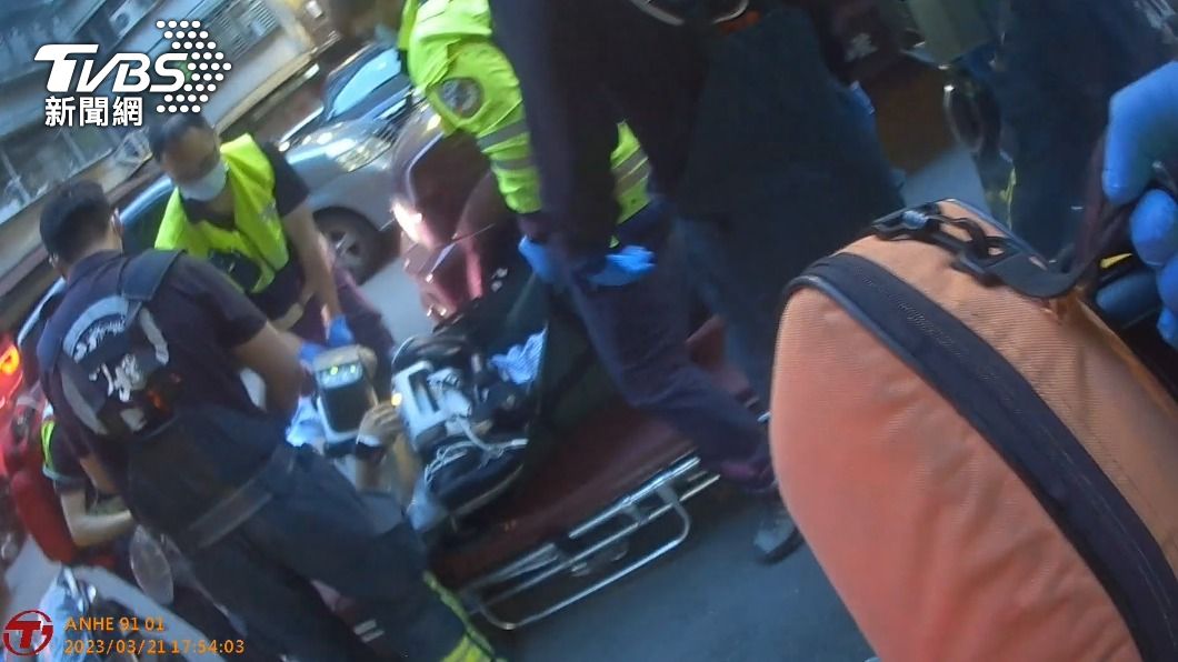把握黃金救援時間!消防車當救護車 洗腎男昏迷撿回一命