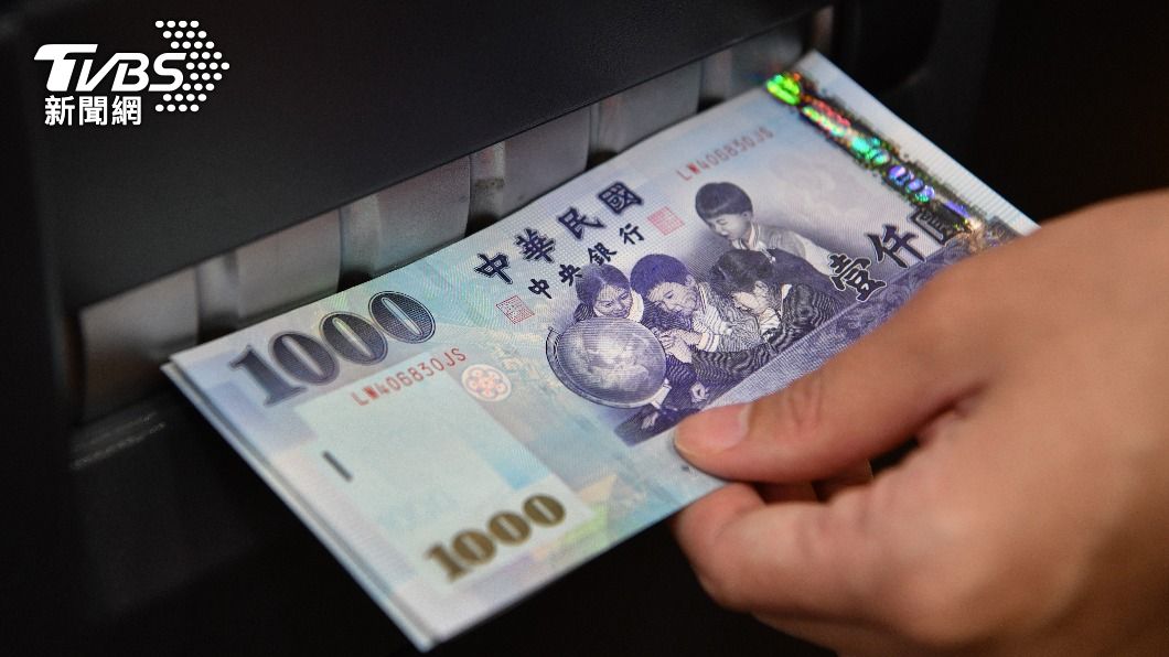 6000元將於4月10日開放ATM領現。（圖／胡瑞麒攝）