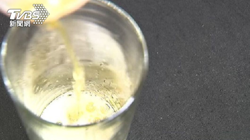 提神飲料依照酒精濃度,分為一般商品和指示藥品。(圖/TVBS資料照)