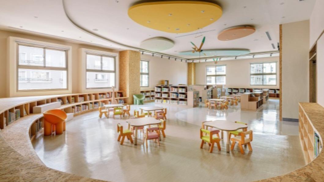 新北泰山圖書分館療癒轉身 媲美蔦屋書店