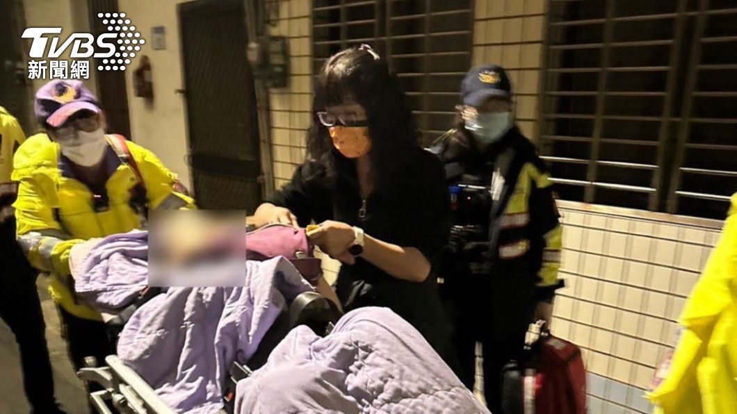 所幸老婦送醫後經救治沒有大礙。(圖/警方提供)