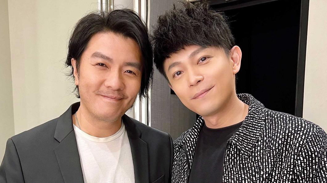 林俊傑淚送恩師林秋離!〈靠岸〉林宇中也來了 近況長這樣