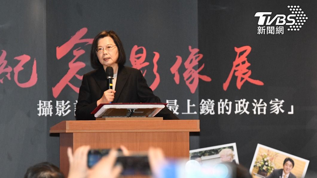 安倍晉三紀念影像展在台灣!蔡英文:盼「台日友好」火苗延續