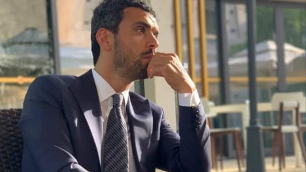 這名男孩的爸爸,正是有名的職業賽車手Kenan Sofuoğlu。(圖/翻攝自@Kenan Sofuoğlu IG)