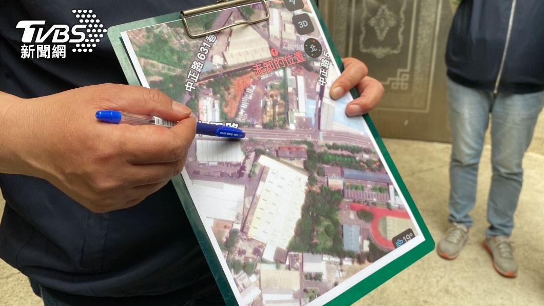 指揮官還原現場!正要拿手電筒 獵人擅進民宅對狒狒開槍