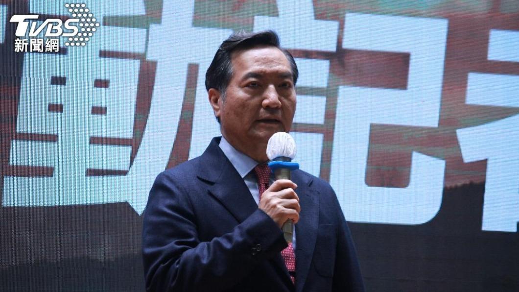 行政院代理發言人羅秉成主持「溫暖及時疫後特別預算啟動」記者會。（圖／方炳超攝）